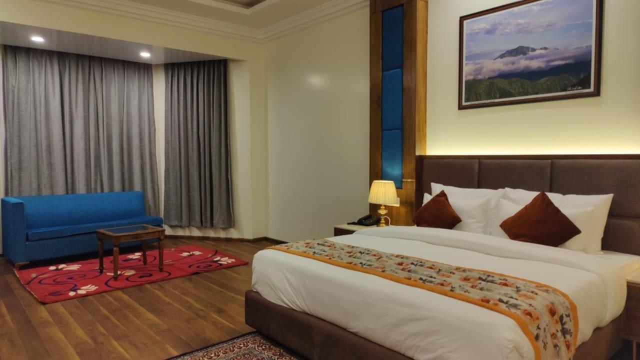 Hotel Woodpark شيملا المظهر الخارجي الصورة