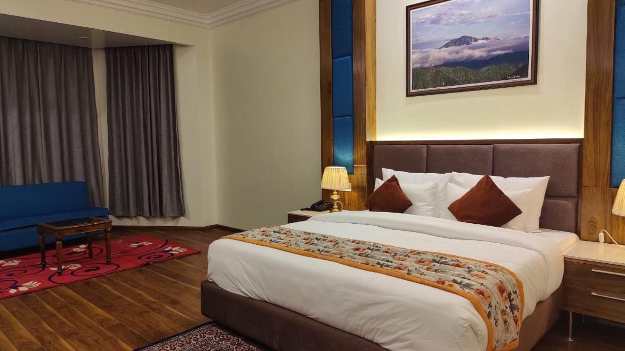 Hotel Woodpark شيملا المظهر الخارجي الصورة