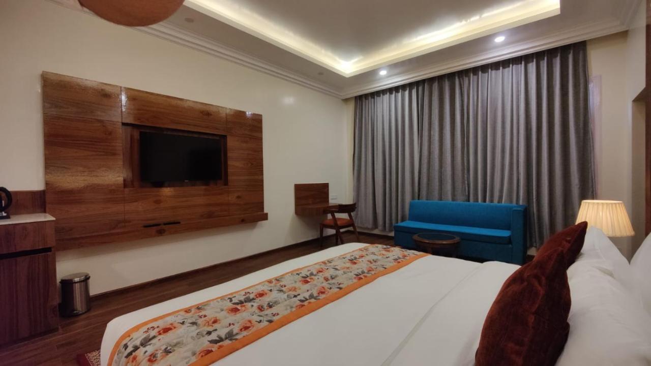 Hotel Woodpark شيملا المظهر الخارجي الصورة