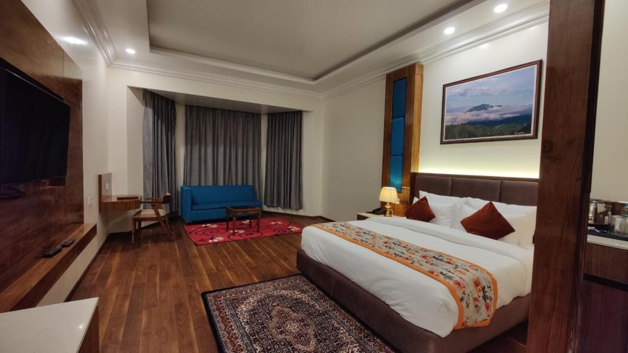 Hotel Woodpark شيملا المظهر الخارجي الصورة