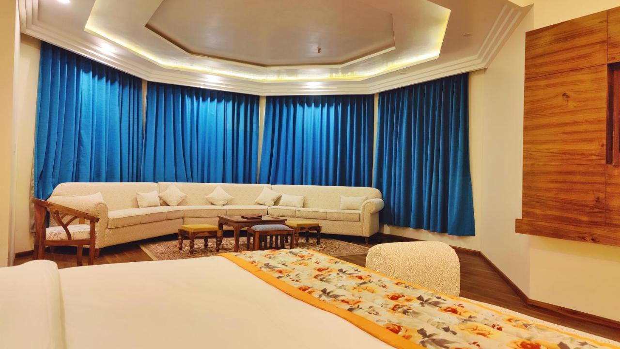 Hotel Woodpark شيملا المظهر الخارجي الصورة