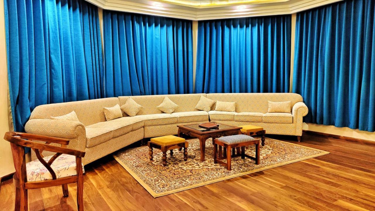 Hotel Woodpark شيملا المظهر الخارجي الصورة