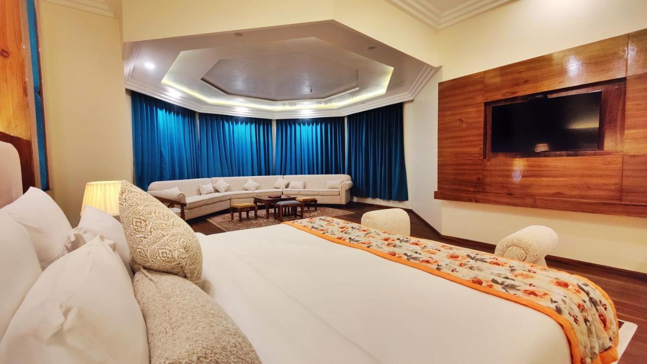 Hotel Woodpark شيملا المظهر الخارجي الصورة