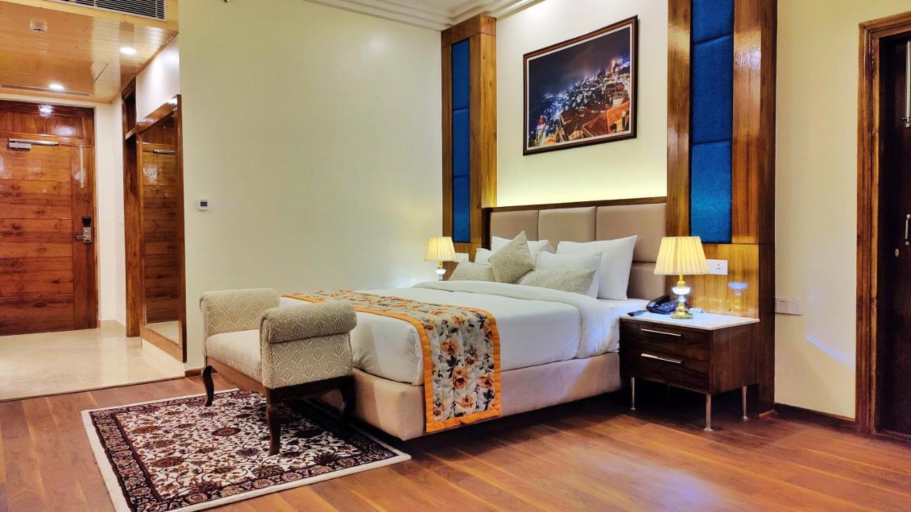Hotel Woodpark شيملا المظهر الخارجي الصورة